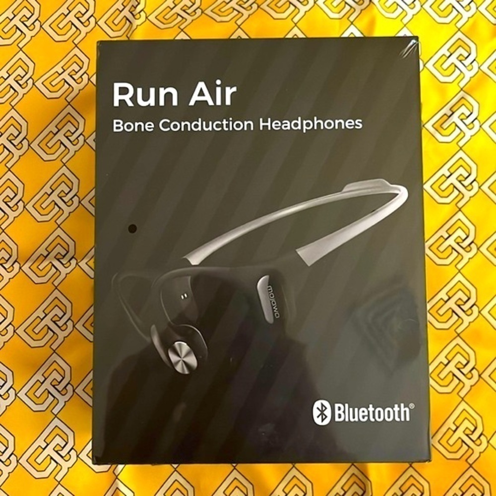 NIB Run Air IP67 Waterproof Wireless Bluetooth Open Ear Outdoor Sport Headphones